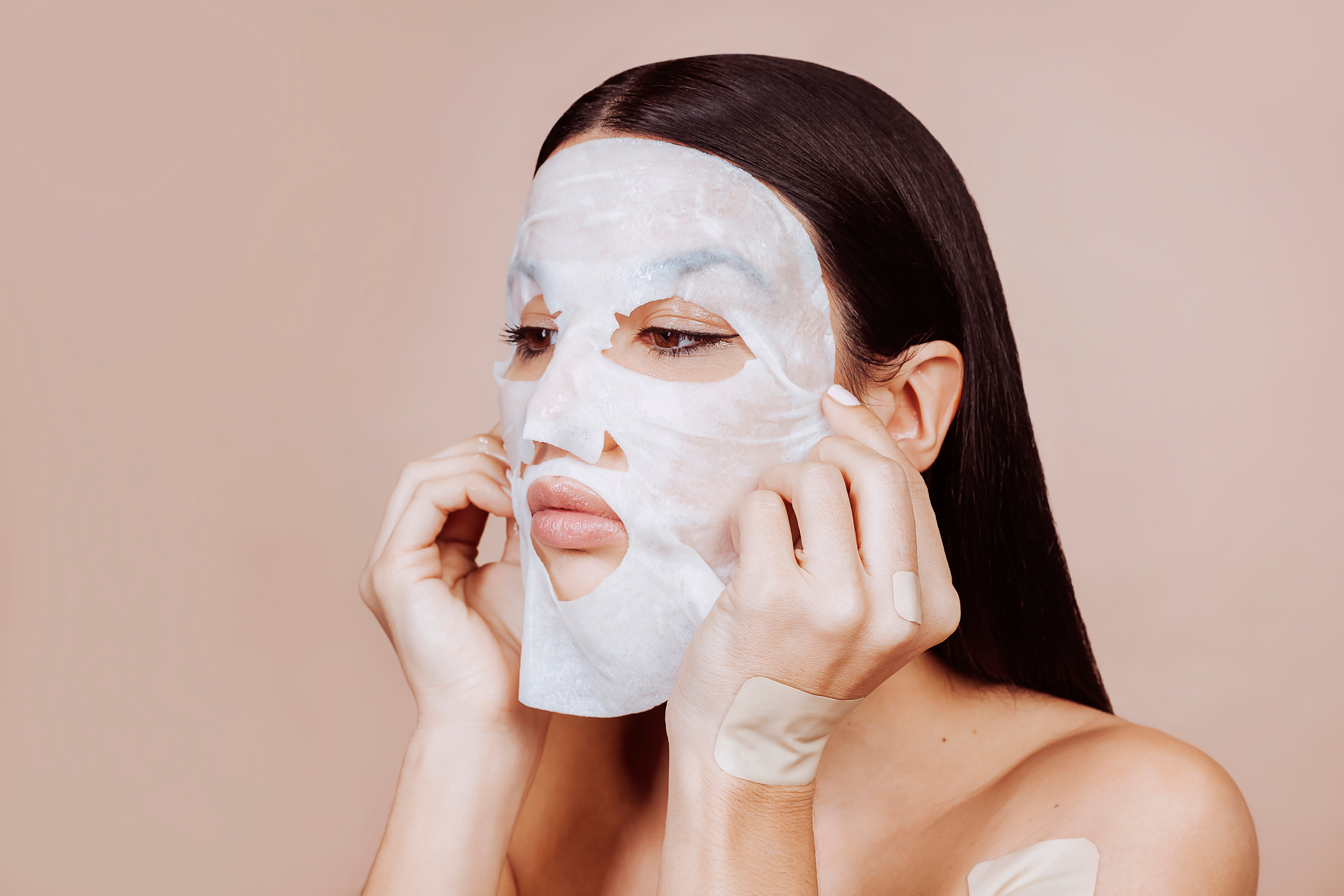 Comment appliquer un sheet mask comme une pro ?