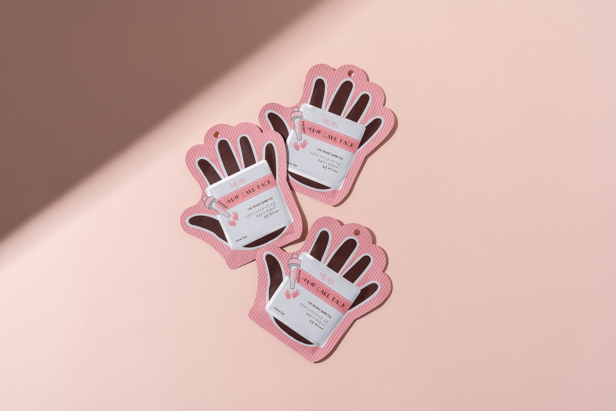 Masques pour les mains nourrissants Hand Care Pack en plusieurs formats